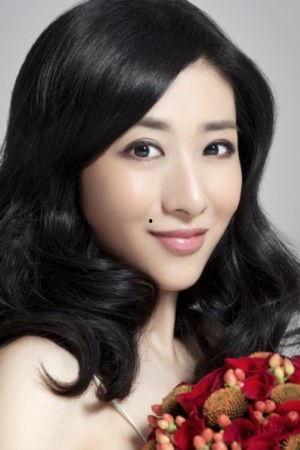 刘思彤照片,光影交织下的美丽瞬间